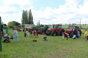 34137065_2098303863531046_169229468173336576_n