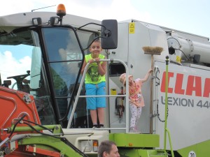 34138869_2098305510197548_8185903797239808000_o